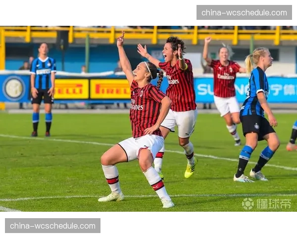 特写：橄榄球世界杯决赛终场哨响，全黑队队长泪洒更衣室