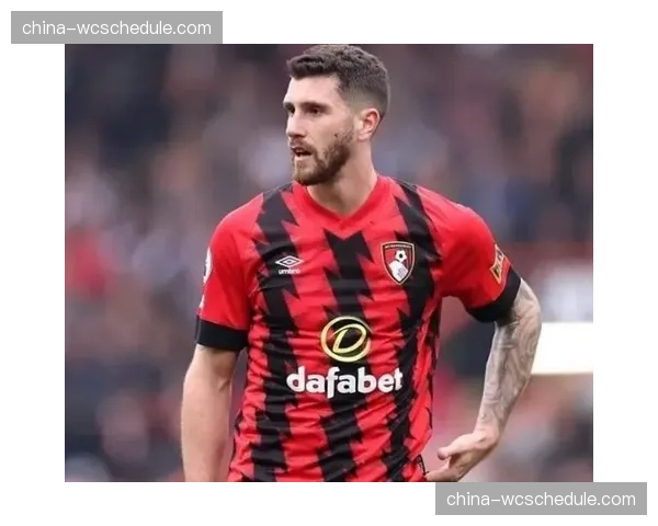 伯恩茅斯后卫塞内西因累计黄牌停赛,其缺阵对球队混合防守完整性构成考验